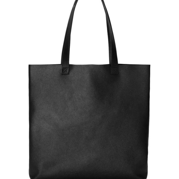 Gucci Logo Print Leather Tote Bag in Black NEW WITH DUST BAG - Picture 2 of 9